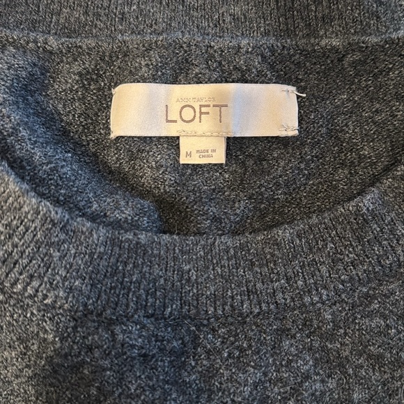 ***SOLD*** Snowflake Sweater - Picture 3 of 3